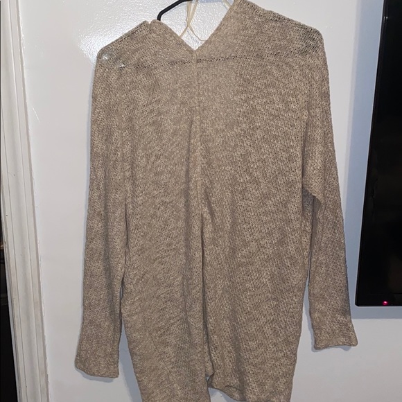 Women’s American Eagle Cream Cardigan - Picture 5 of 7